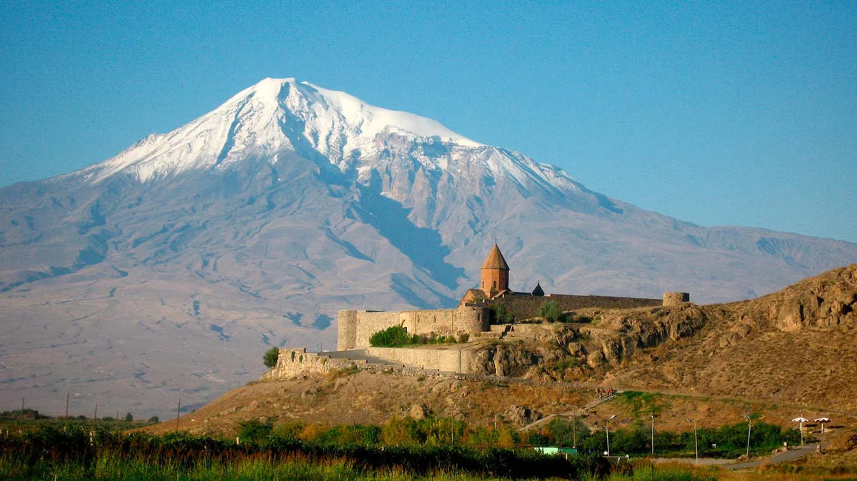New Armenian Earth Oil Paints: Natural Colors from the Caucasus